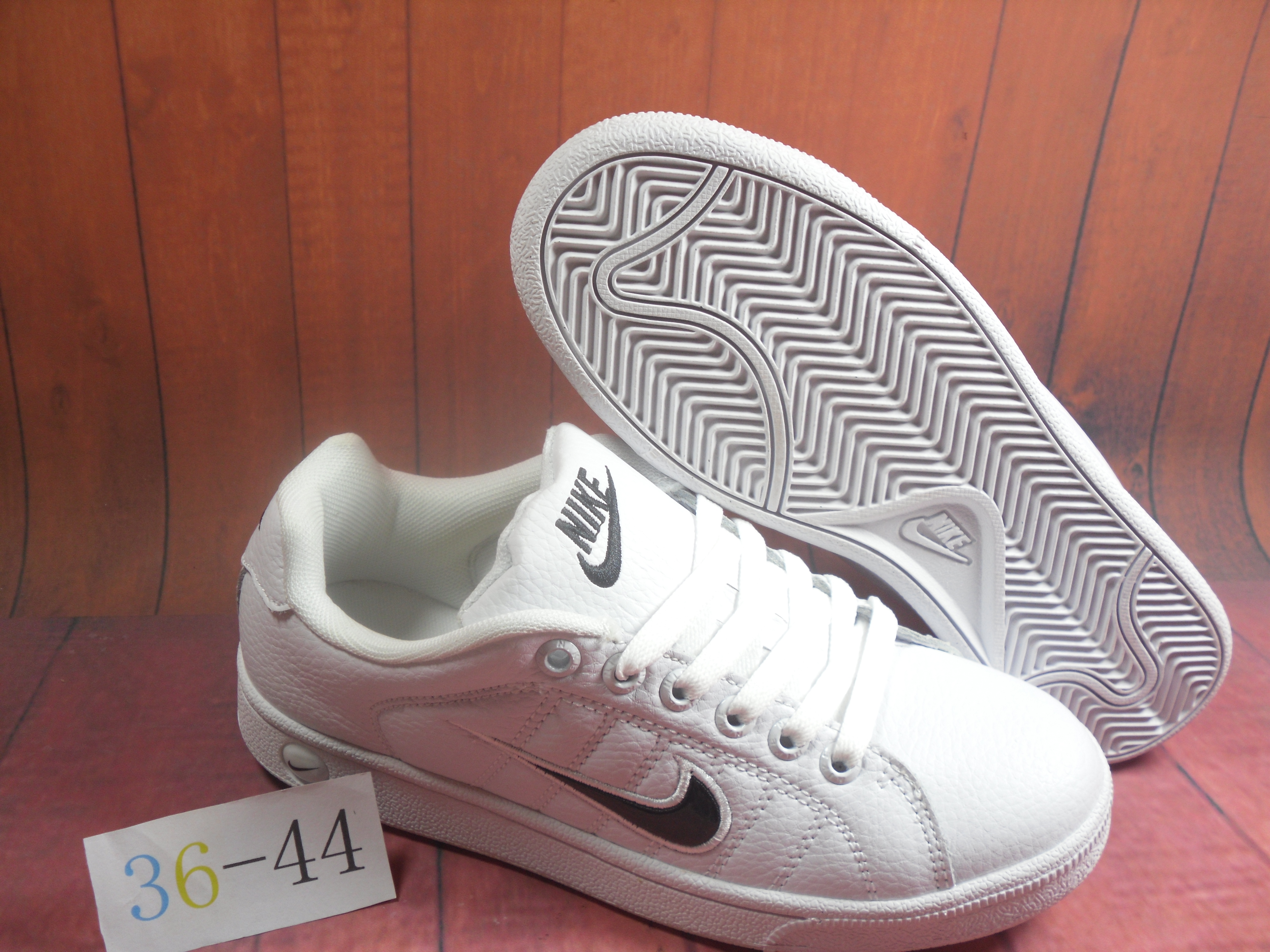 Women Nike Tennis Classic CS Culture White Black Shoes